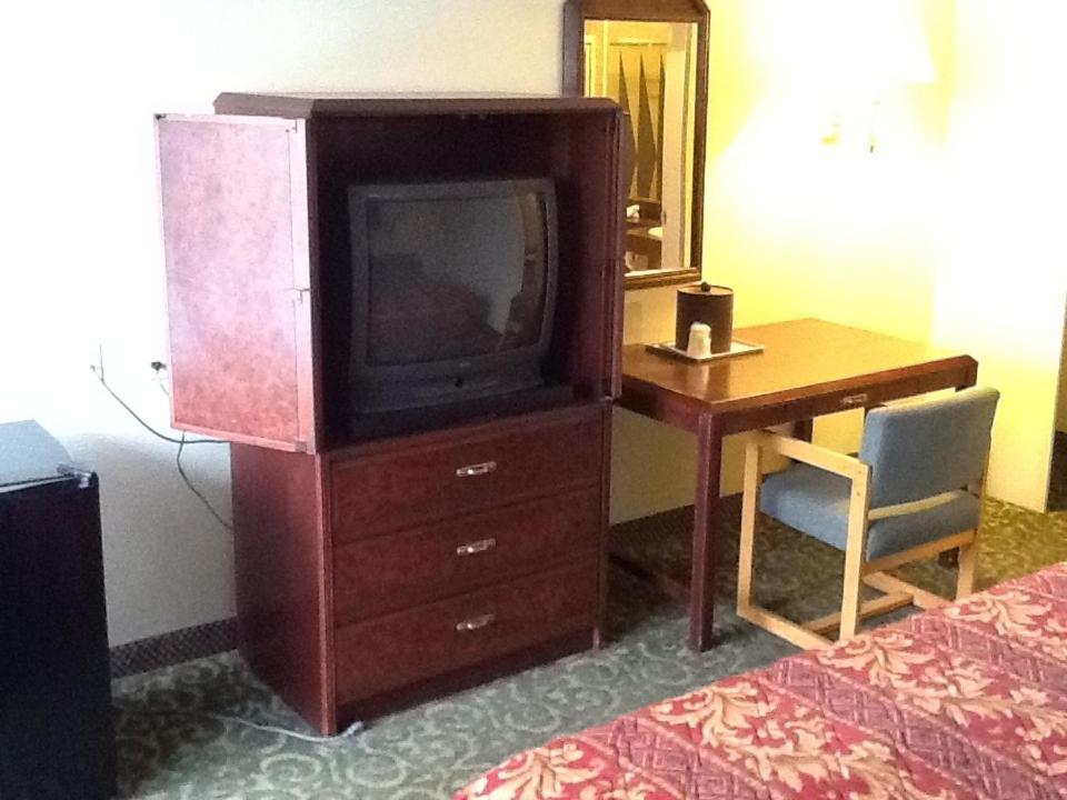 Regency Inn And Suites Baldwin Park Exteriör bild