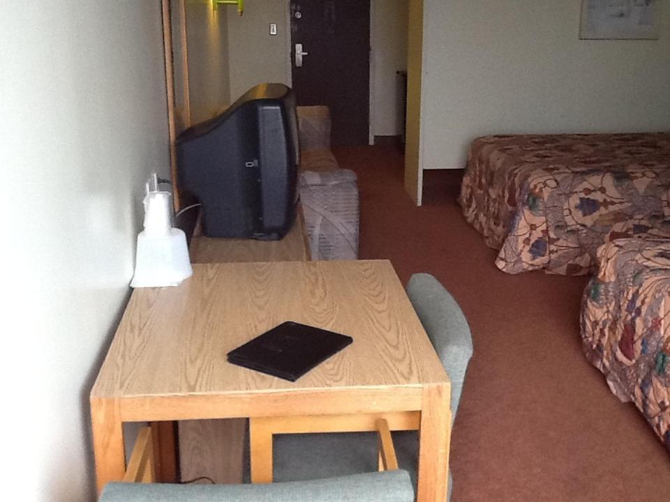 Regency Inn And Suites Baldwin Park Exteriör bild