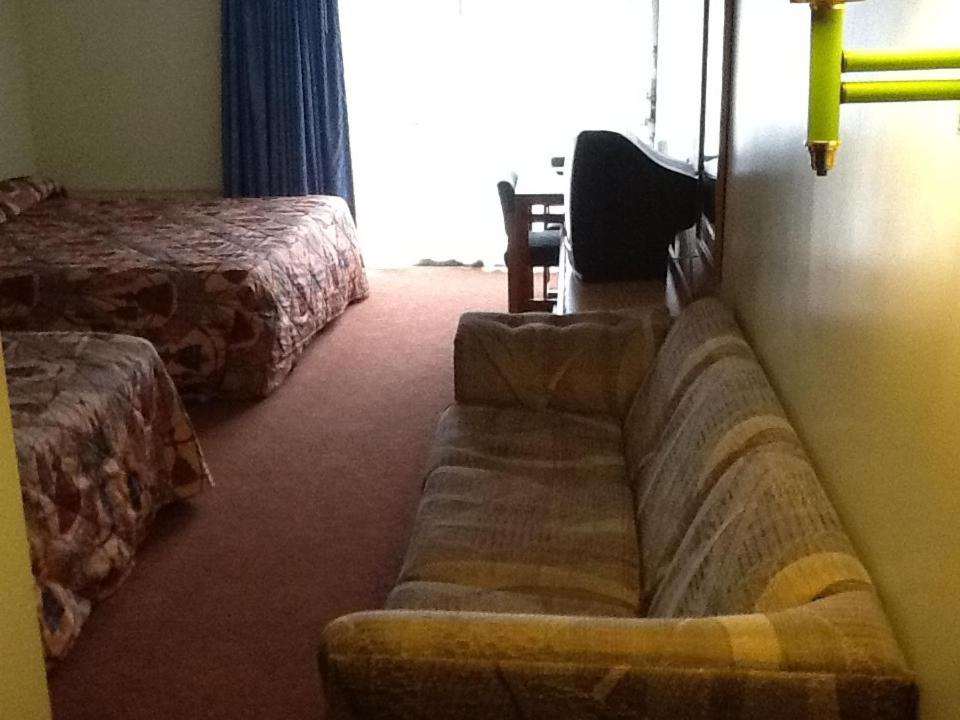 Regency Inn And Suites Baldwin Park Exteriör bild