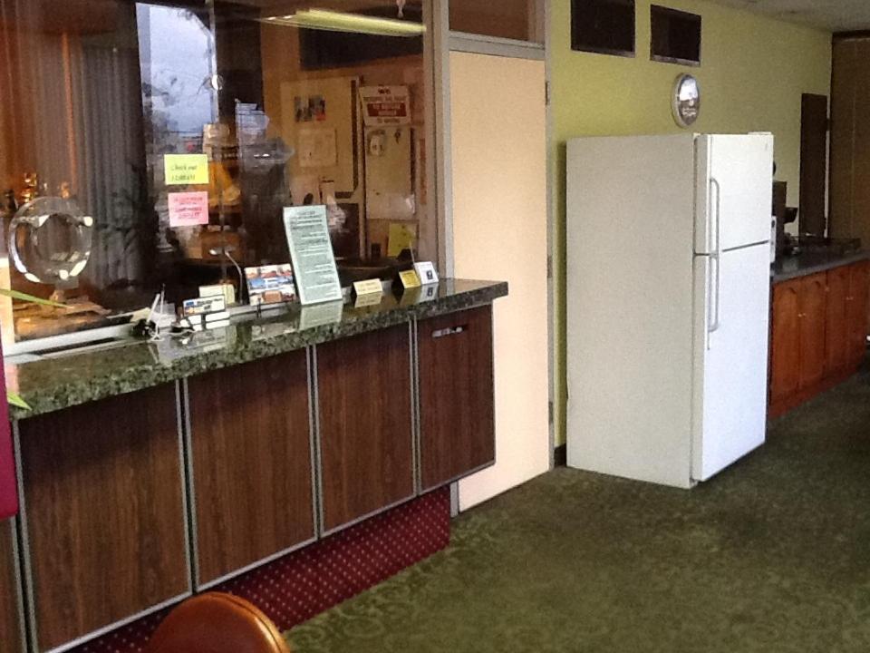 Regency Inn And Suites Baldwin Park Exteriör bild