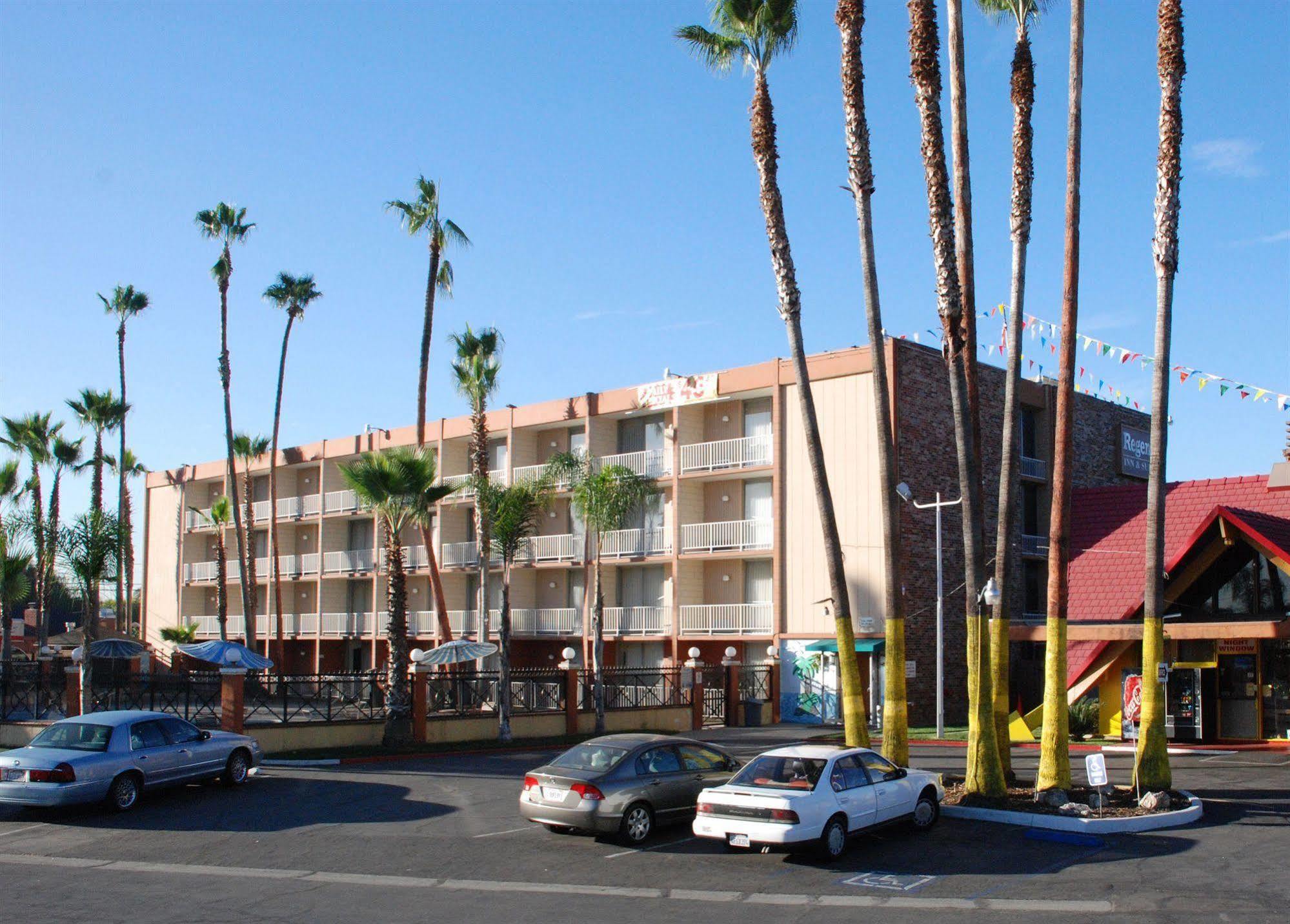 Regency Inn And Suites Baldwin Park Exteriör bild